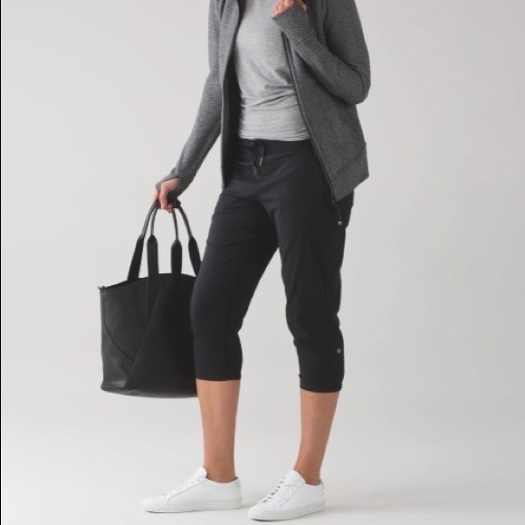 lululemon dance studio crop pants